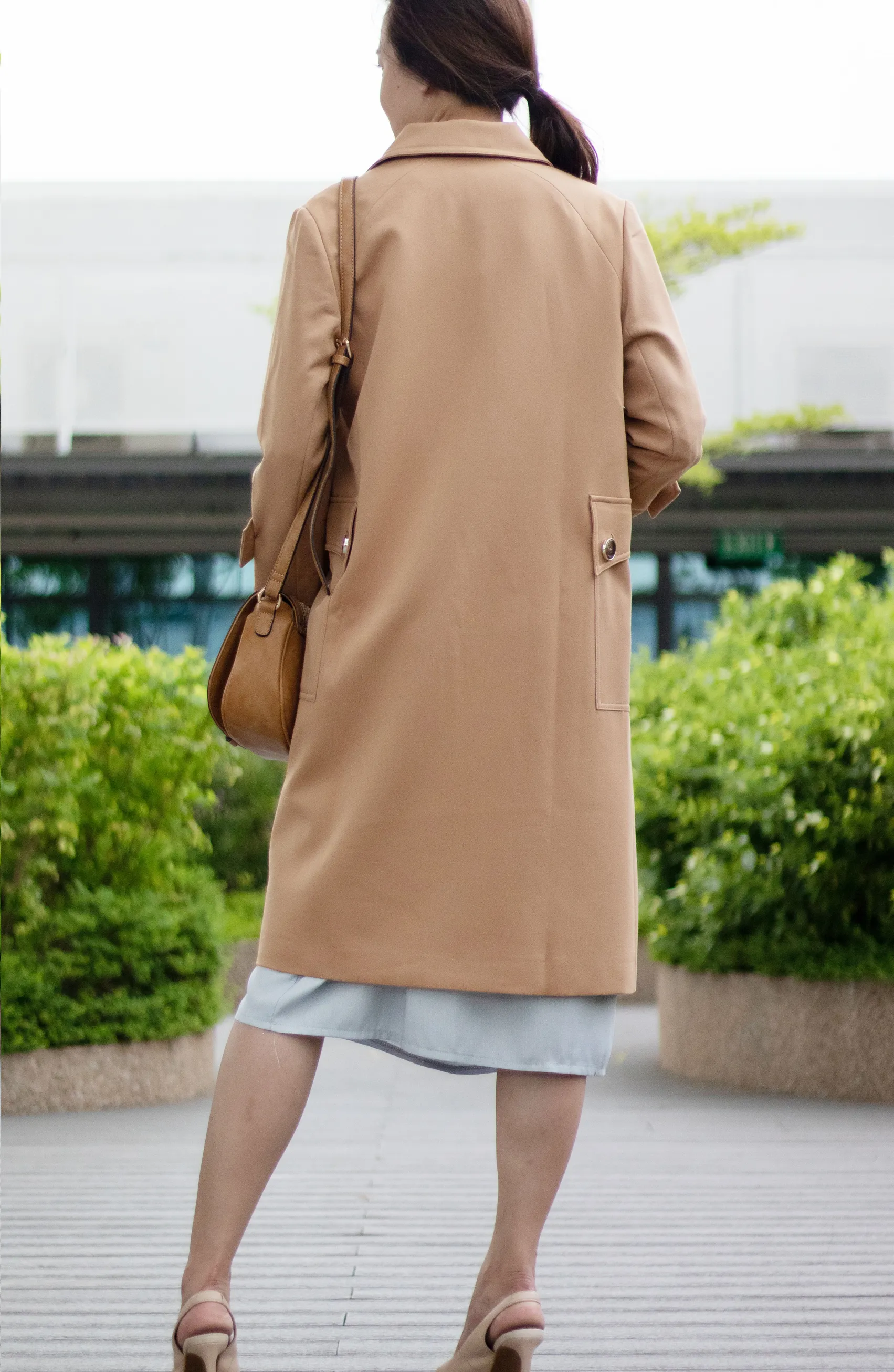 Fall/ Winter Classic Vintage Inspired Tortoise-Shell Buttons Camel Brown Collar Trench Coat