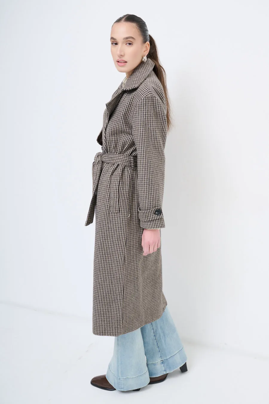 Houndstooth trench coat with belted waist wholesale