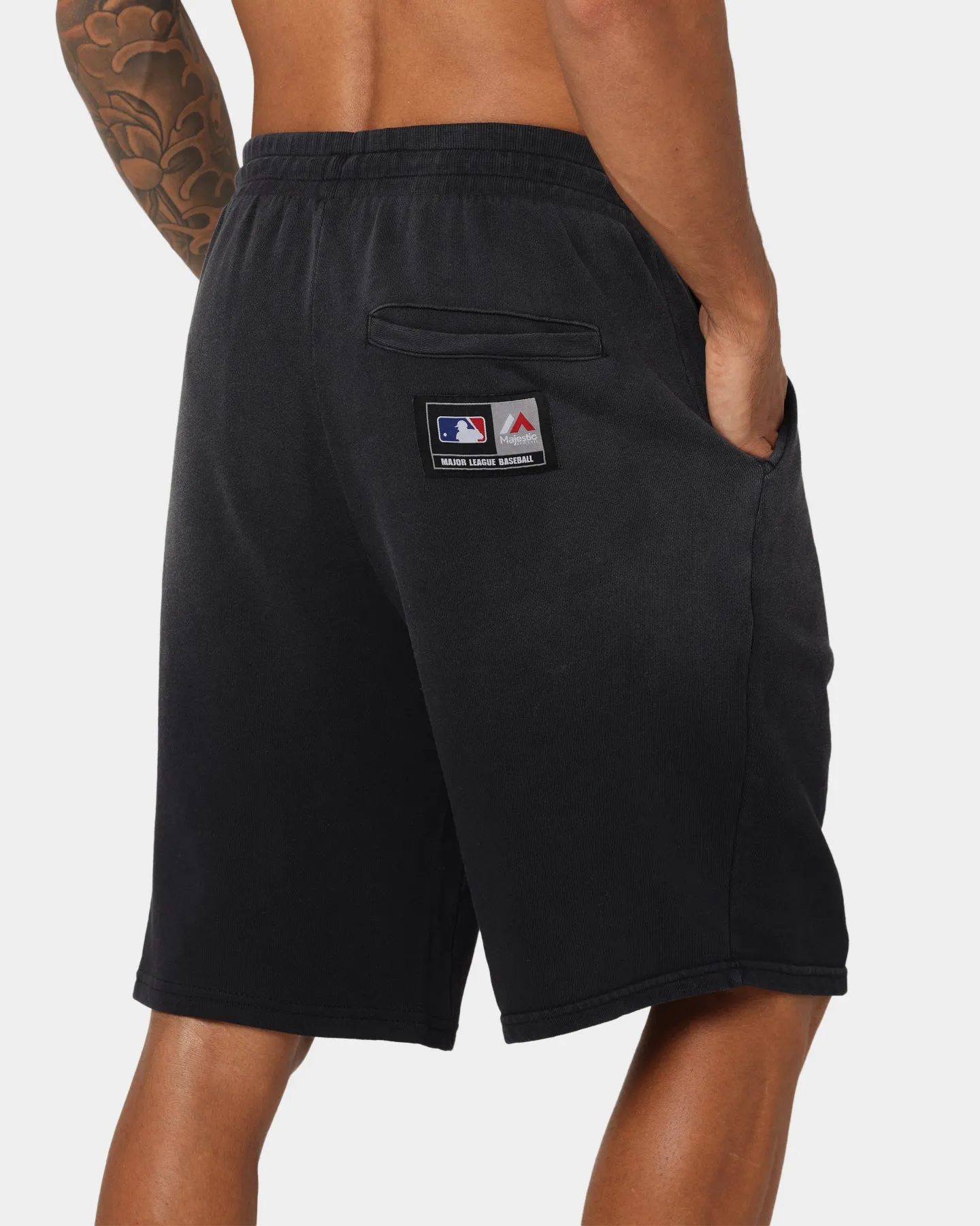 Majestic Athletic New York Yankees Solarised Court Shorts Faded Black