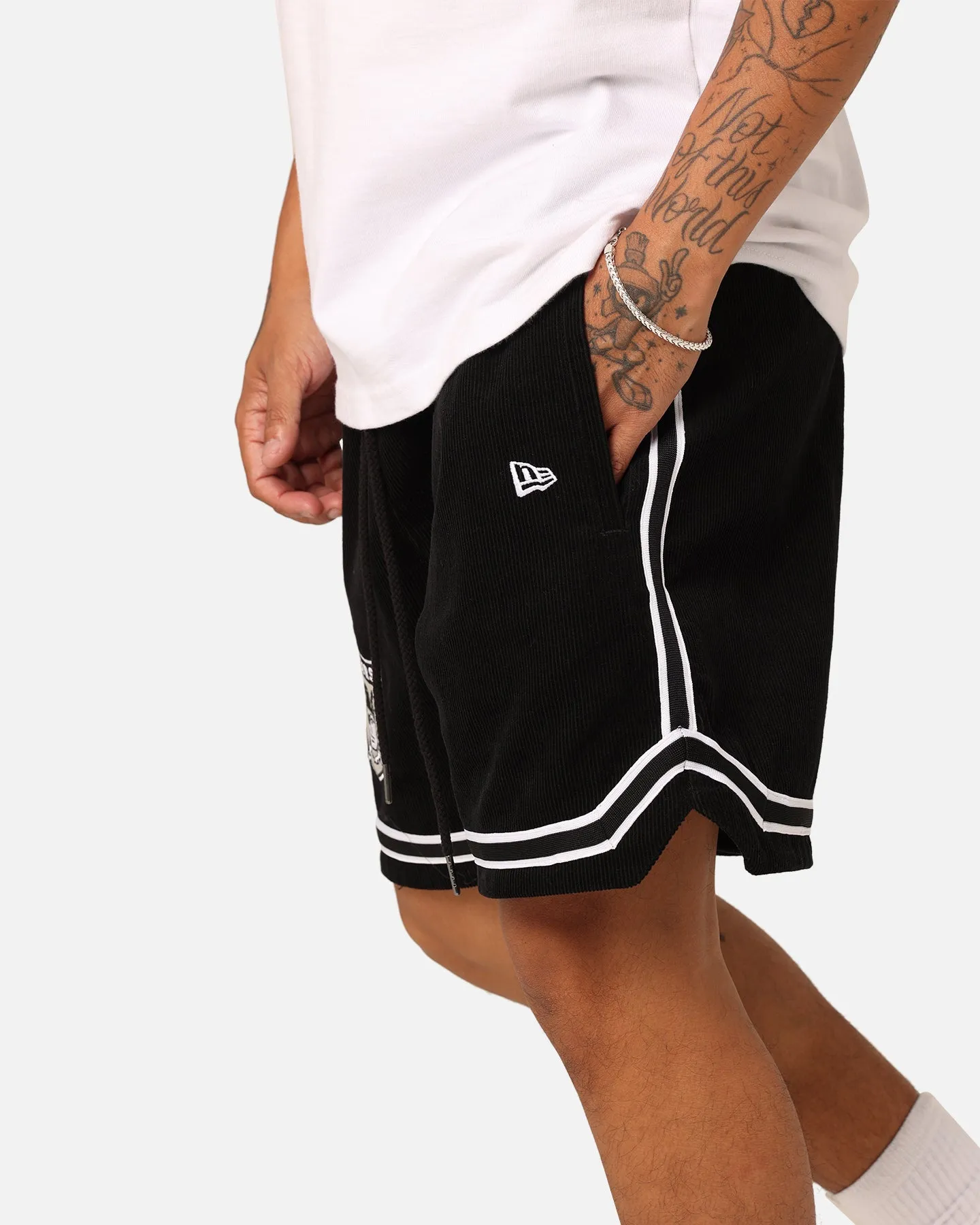 New Era Las Vegas Raiders Archive Corduroy Shorts OTC