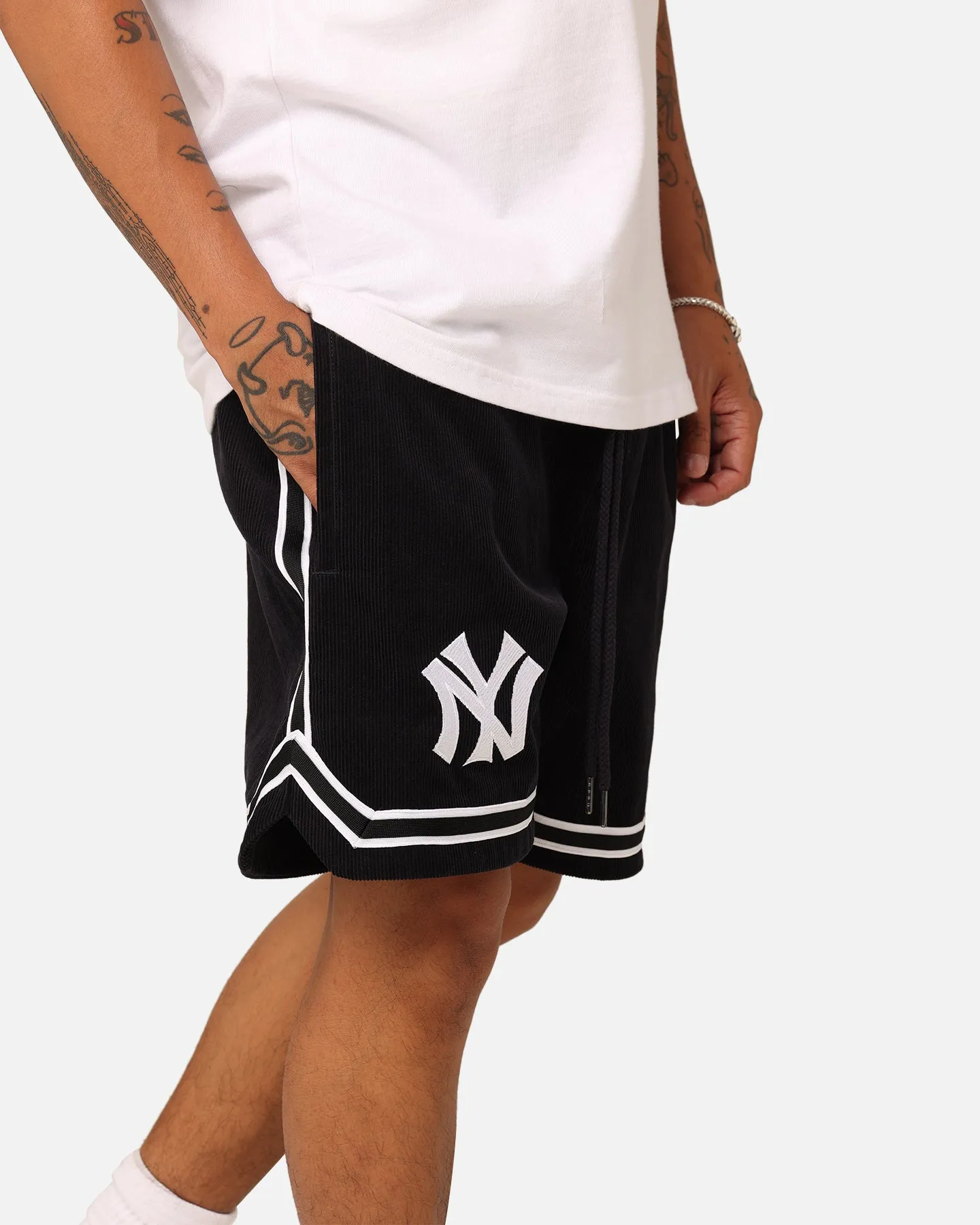 New Era New York Yankees Archive Corduroy Shorts OTC