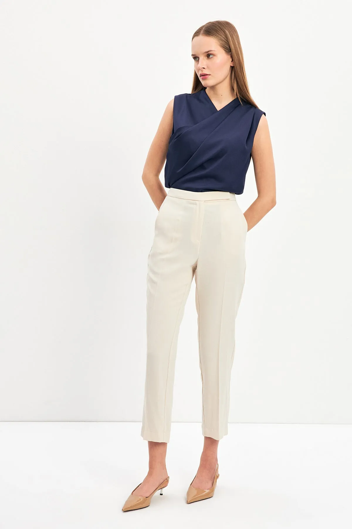 Setre Slim Fit Solid Trousers Beige